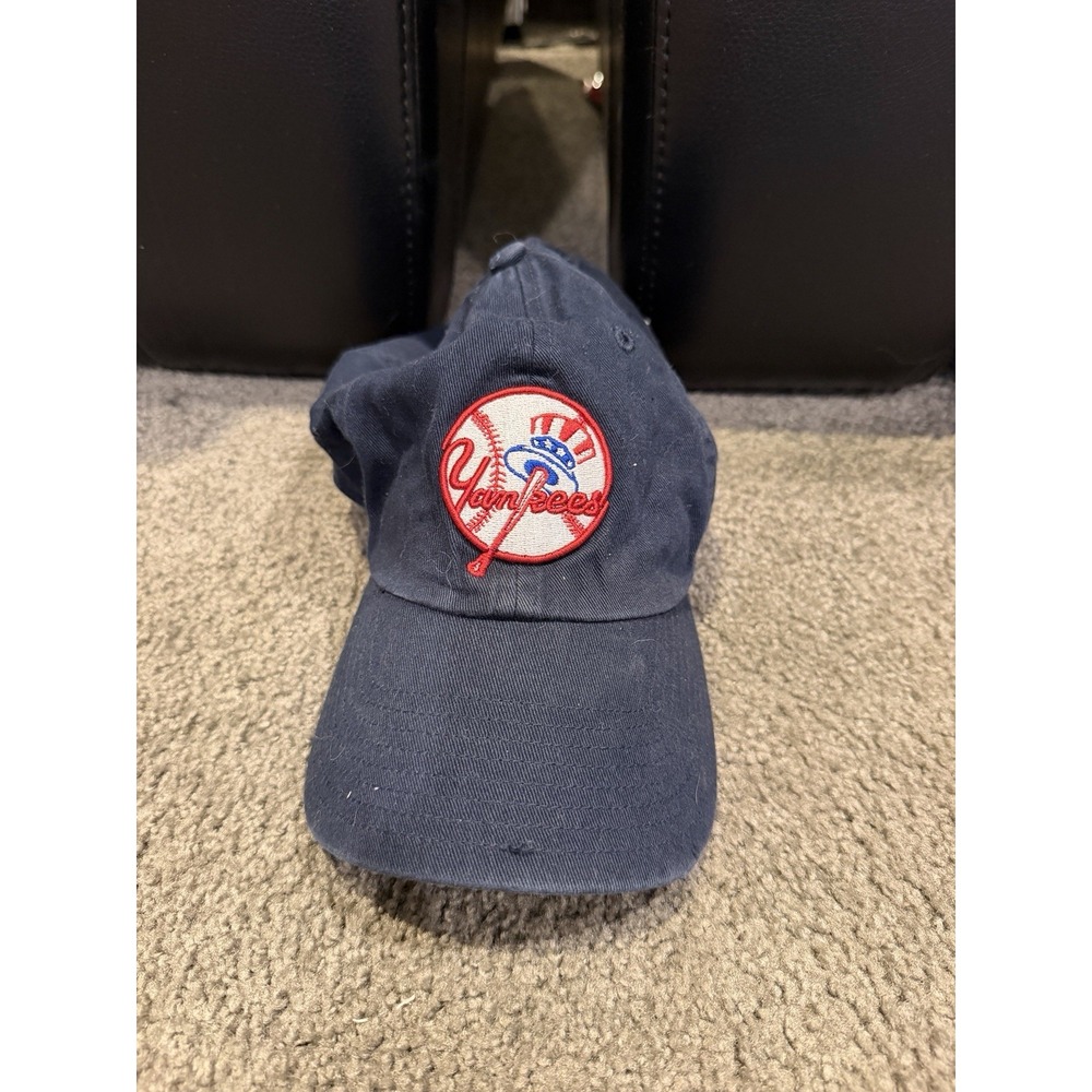 New York Yankees '47 Brand Adjustable Navy Blue Strapback Hat